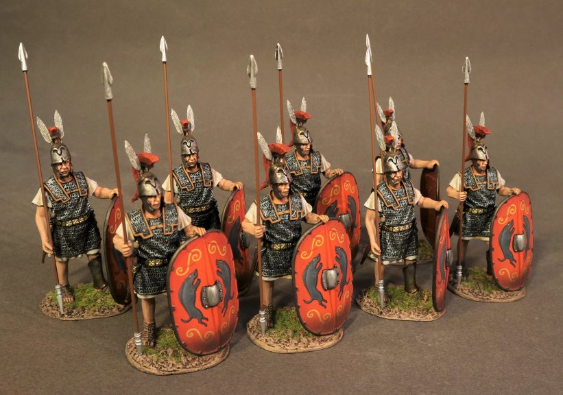 miniature roman soldiers