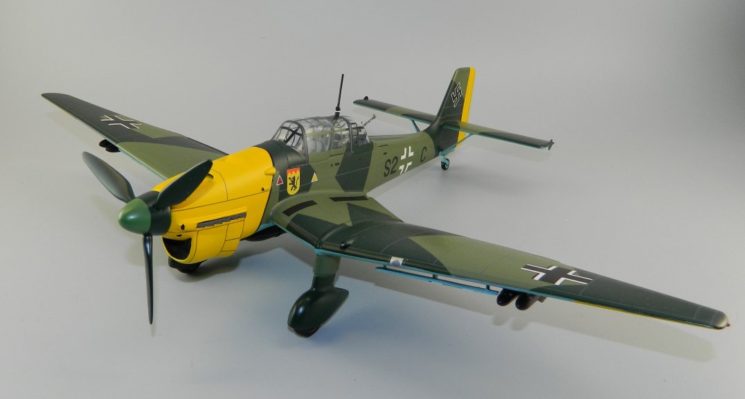 JU87B Stuka Dive Bomber (Yellow Nose) LE3