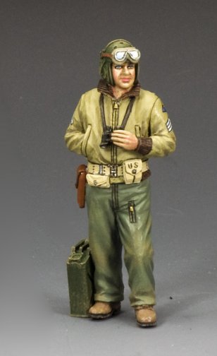 Standing Tank Sergeant w/Binos