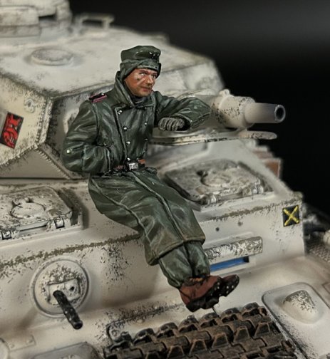 Winter Tank Crew B on Panzer IV