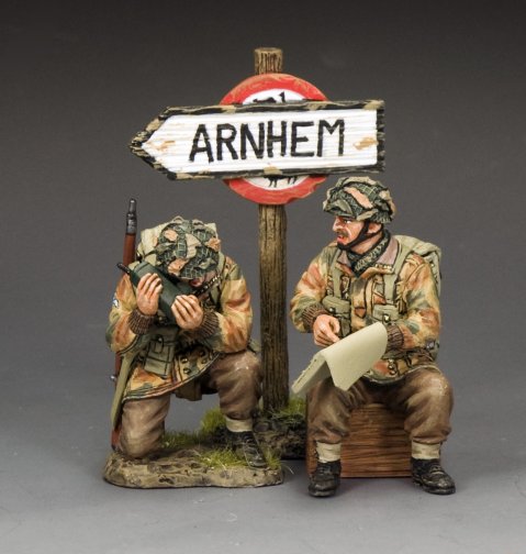 "This bloody radio is useless!" British Paras w/Radio