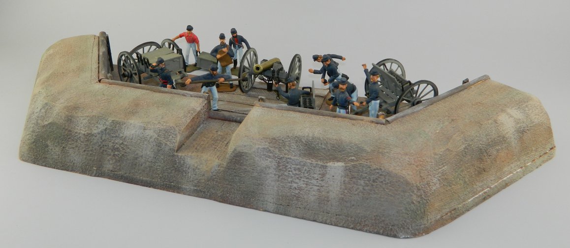 American Civil War Redoubt with 11 Union Artillery, Cannon, Limber, Caisson & Artillery Chest