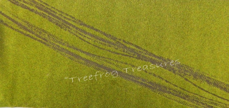 Short Grass Mat with Tank Tracks