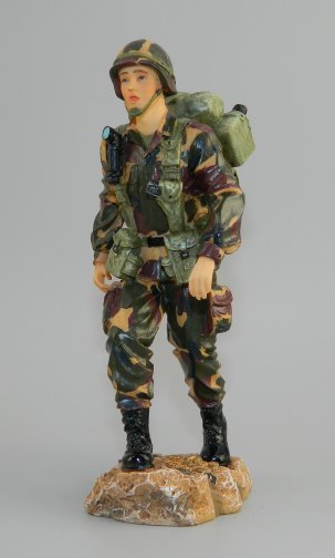 Vanmark American Heroes "Another Morning Stroll" Army Miniature Figurine