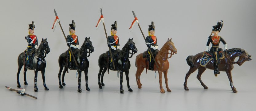 Officer & 4 Mounted Lancers