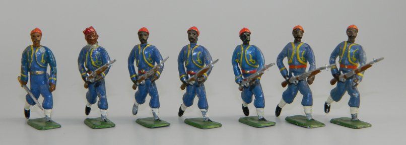 Zouave Soldiers and Officer Advancing