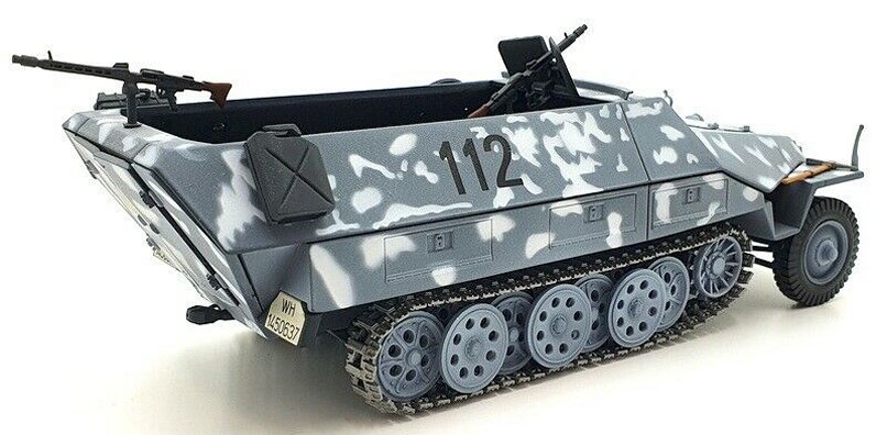 Sd.Kfz. 251/1 - Russia, Winter 1942|350011271|Minichamps|Model